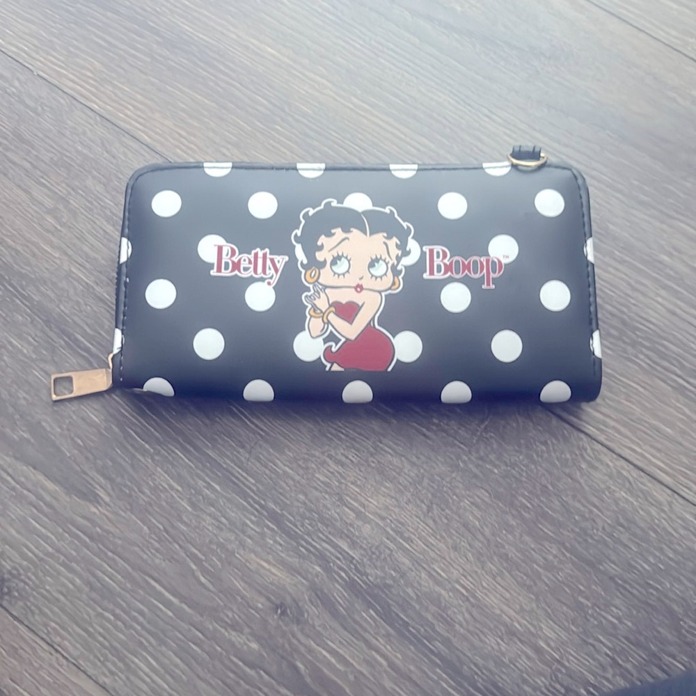 Cute betsy boop wallet